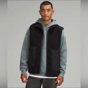 Lululemon Black High Pile Fleece Vest. Ultra Classy. Brand New (Large).